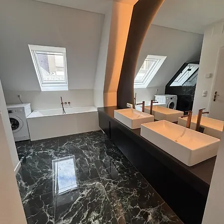 Апартаменти House In A Location *